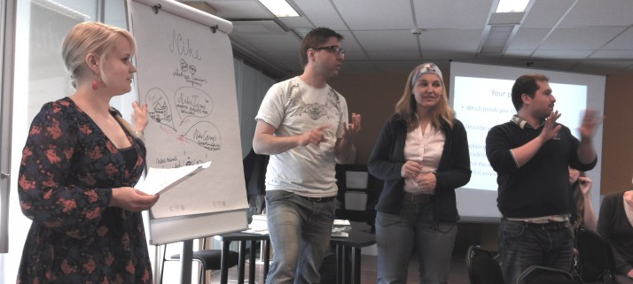 Nike_group_presenting